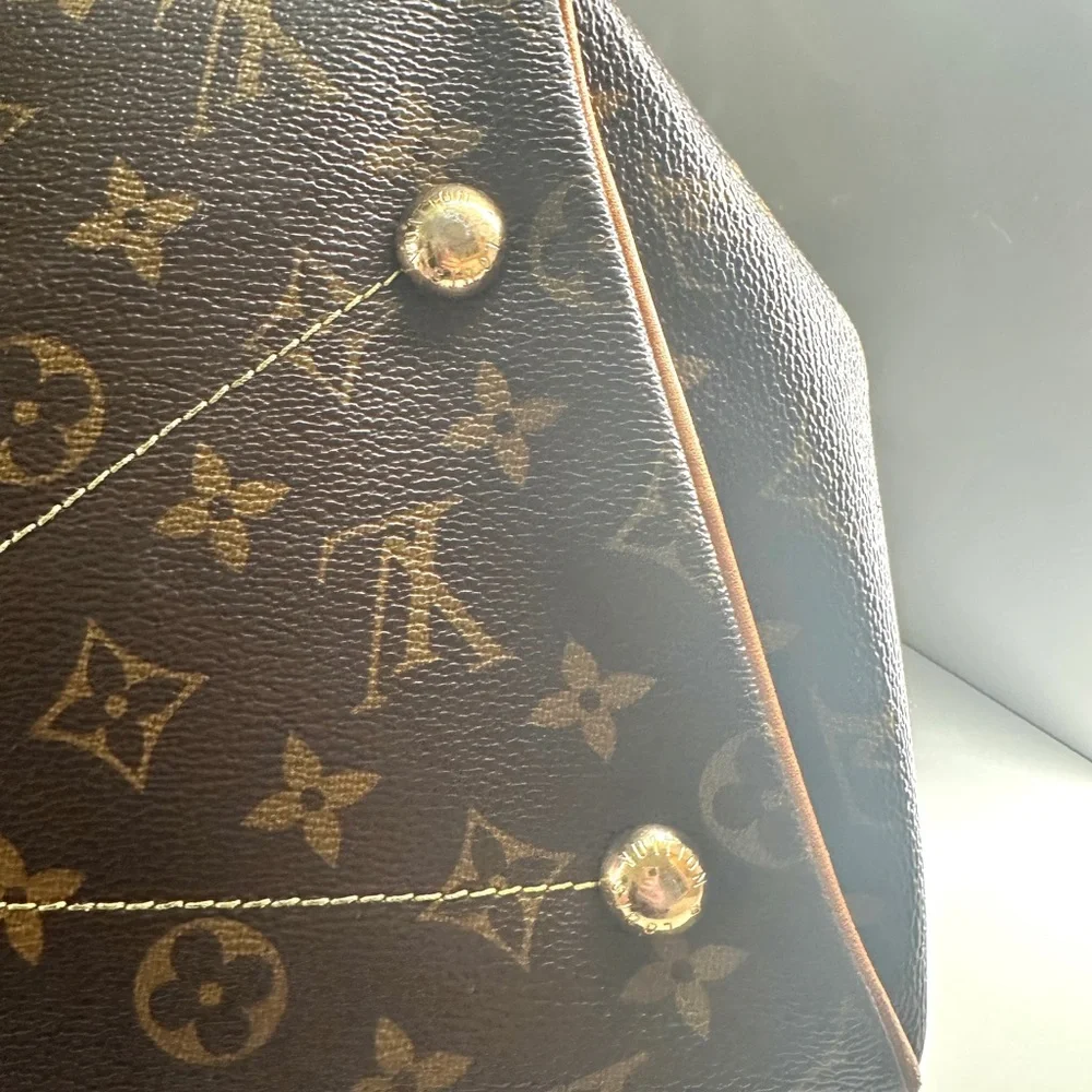 Louis Vuitton Tivoli Bag with Custom Artwork - Picture 8 of 16